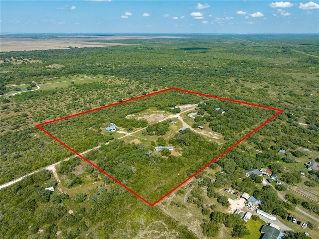 28.33 acres in Bee County - photo 6