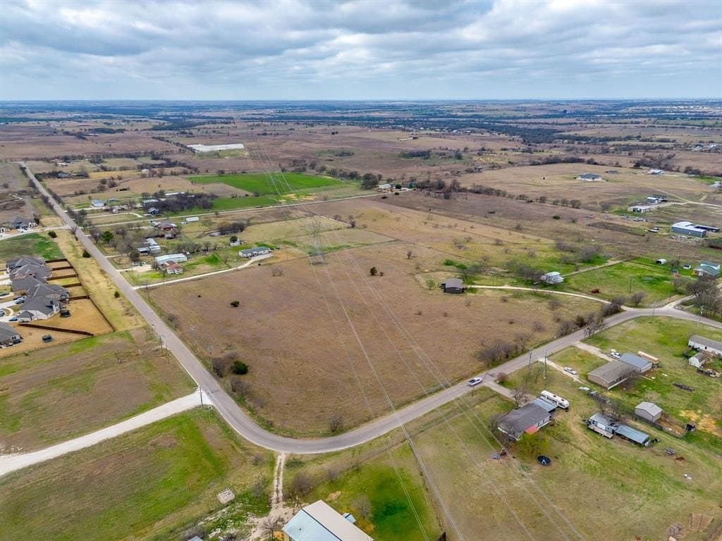 16 acres in Johnson County featured view