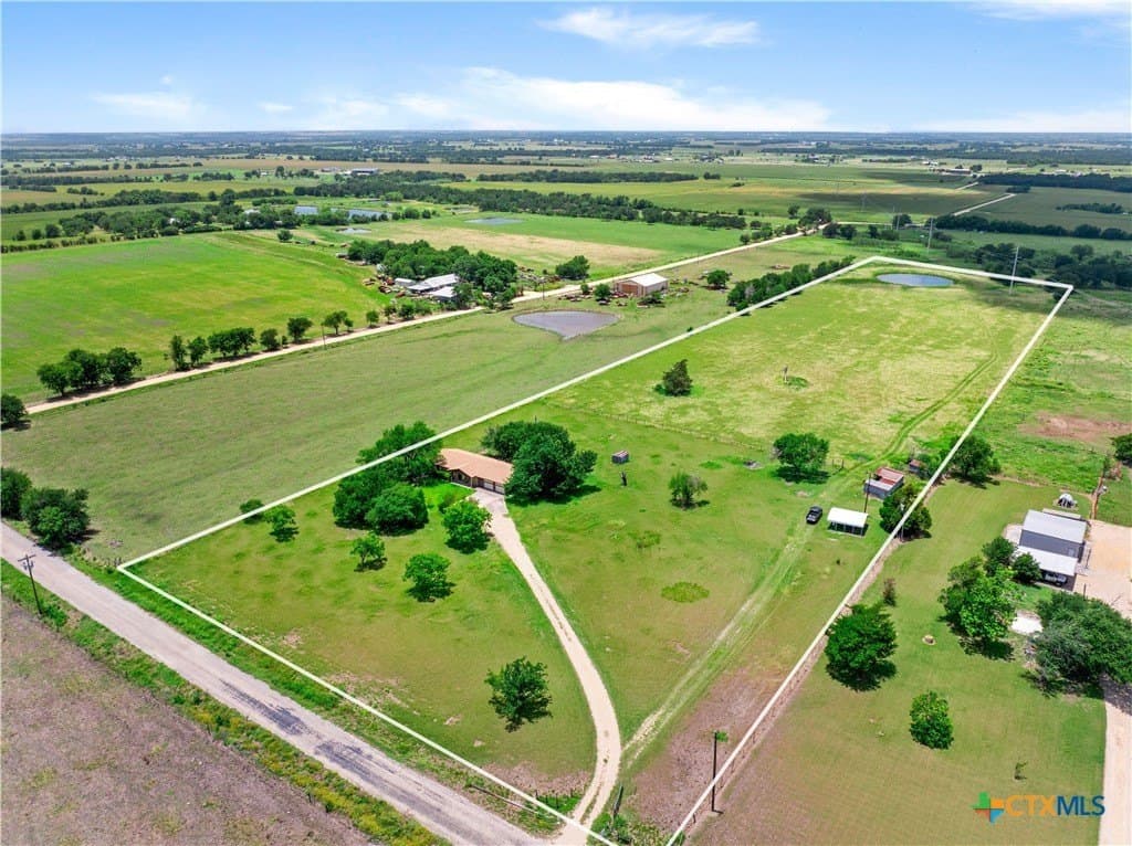 12.1 acres in Bell County