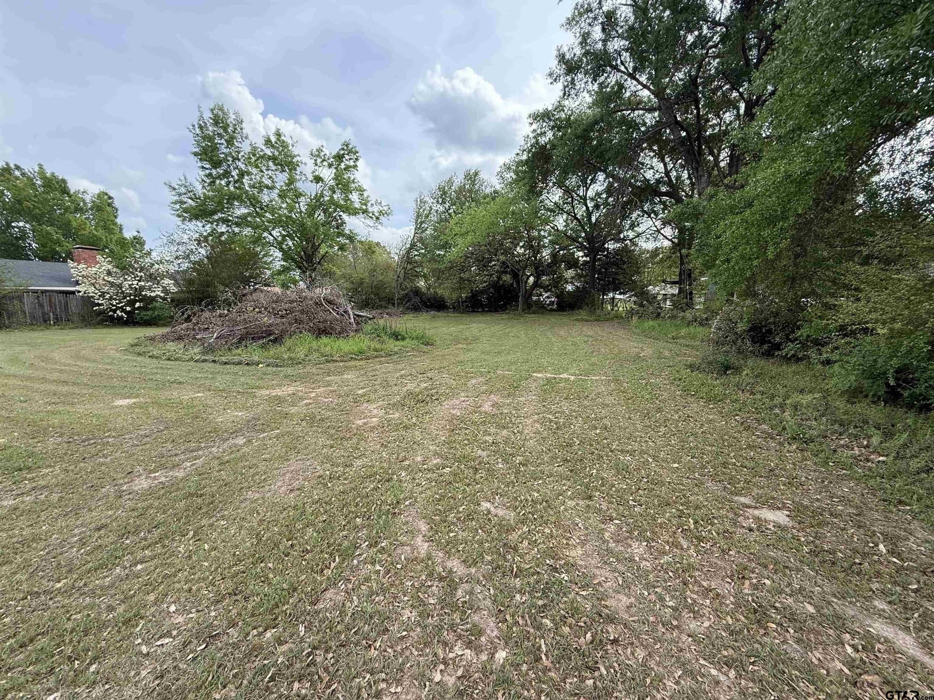 0.4 acres in Smith County