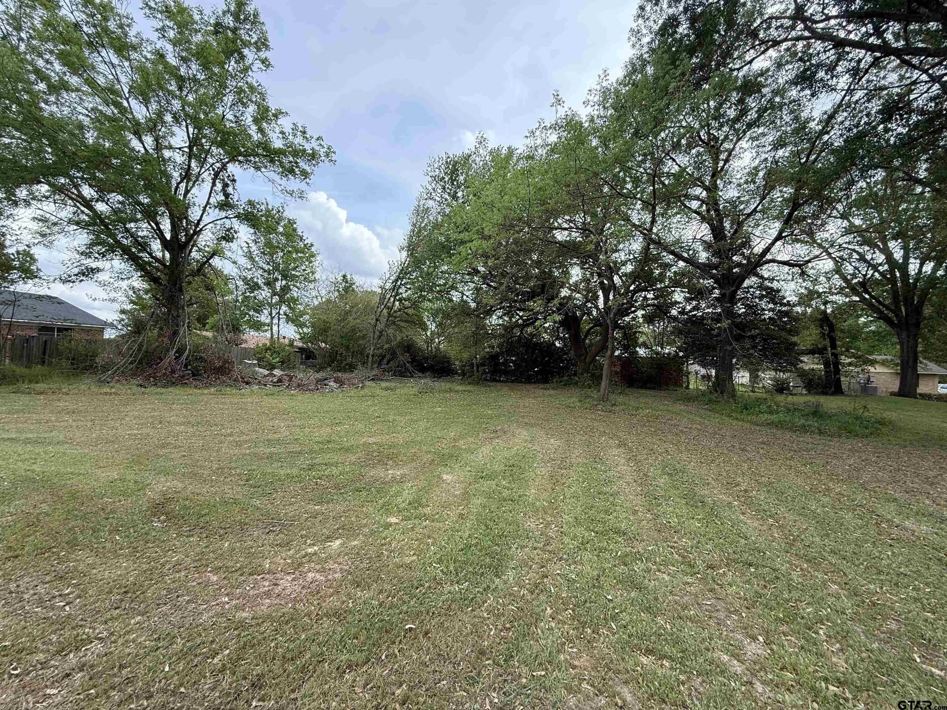 0.4 acres in Smith County - photo 6