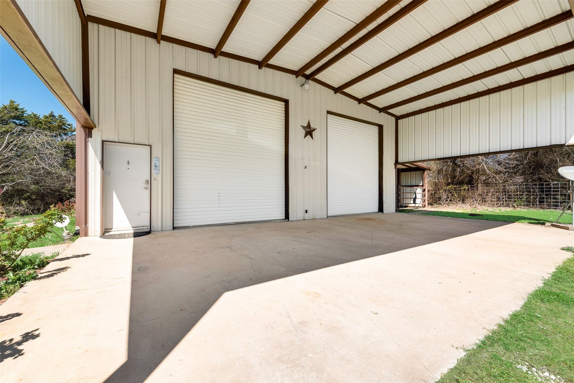 10.98 acres in Kaufman County featured view