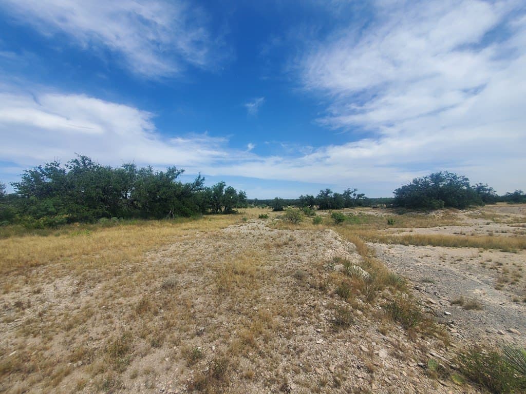 17.96 acres in Menard County - photo 10