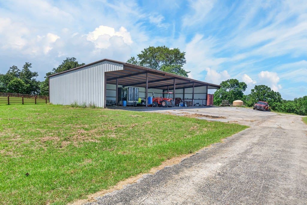 140 acres in Anderson County - photo 38
