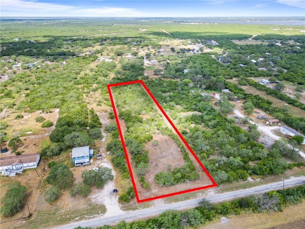 2.22 acres in Jim Wells County - photo 4