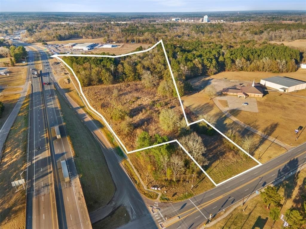 15.79 acres in Angelina County gallery image 3