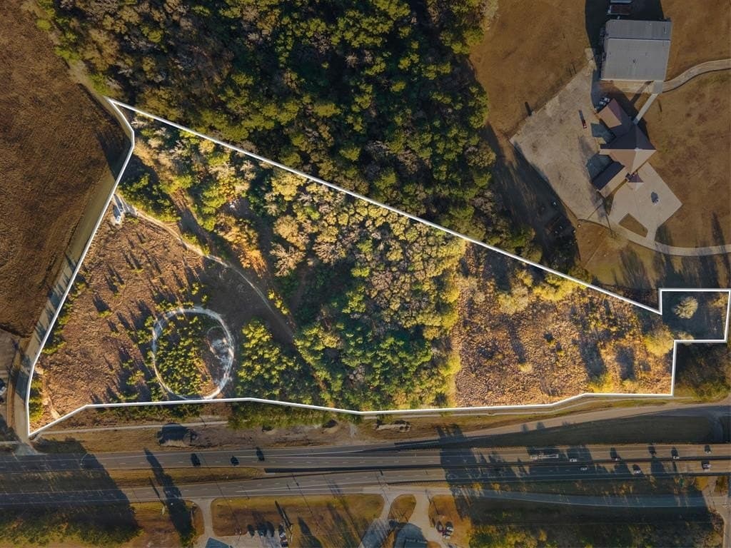 15.79 acres in Angelina County gallery image 4