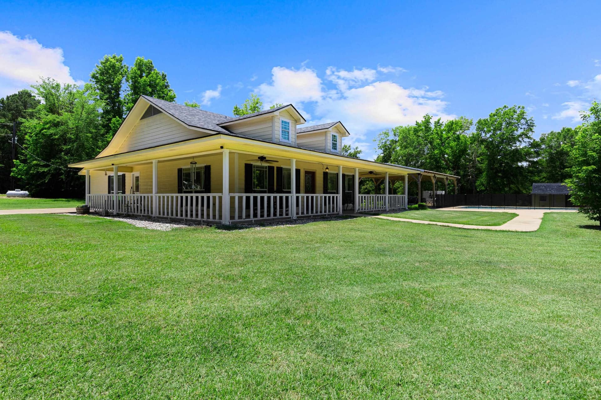 25.87 acres in Smith County featured view