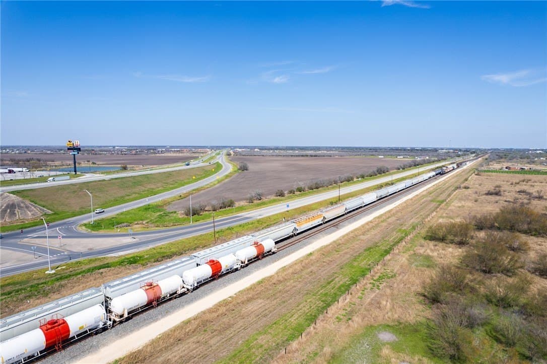 222.95 acres in San Patricio County