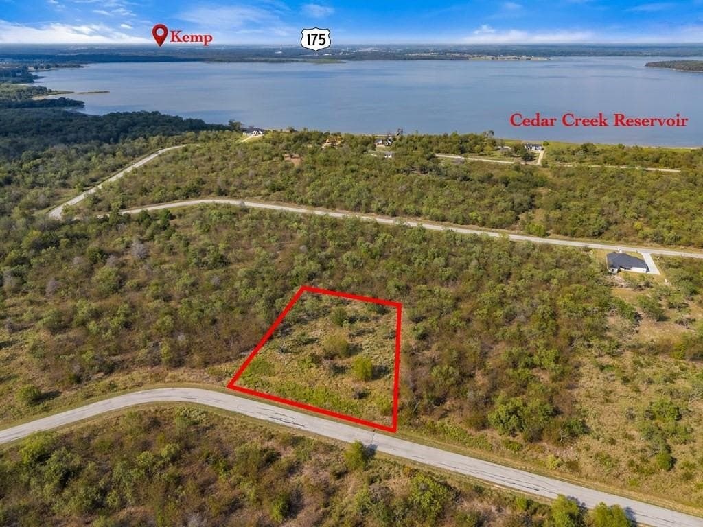 1.15 acres in Kaufman County gallery image 3