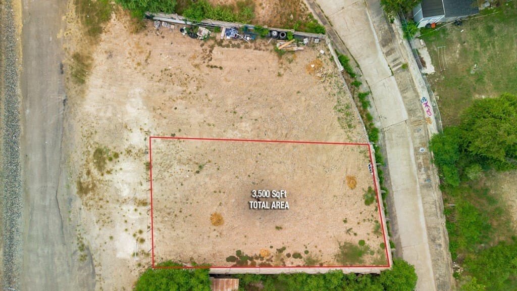 0.08 acres in Maverick County - photo 7