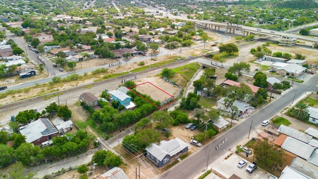 0.08 acres in Maverick County gallery image 2