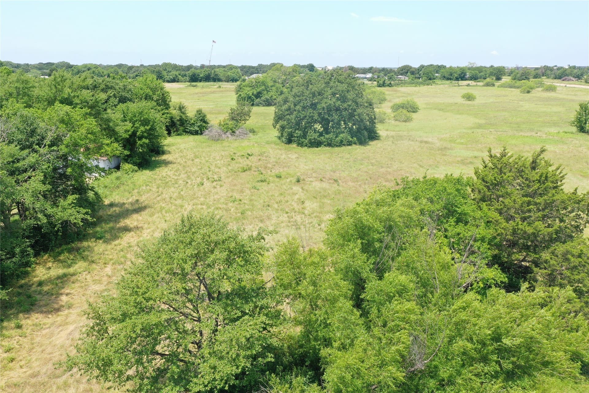 1 acres in Henderson County