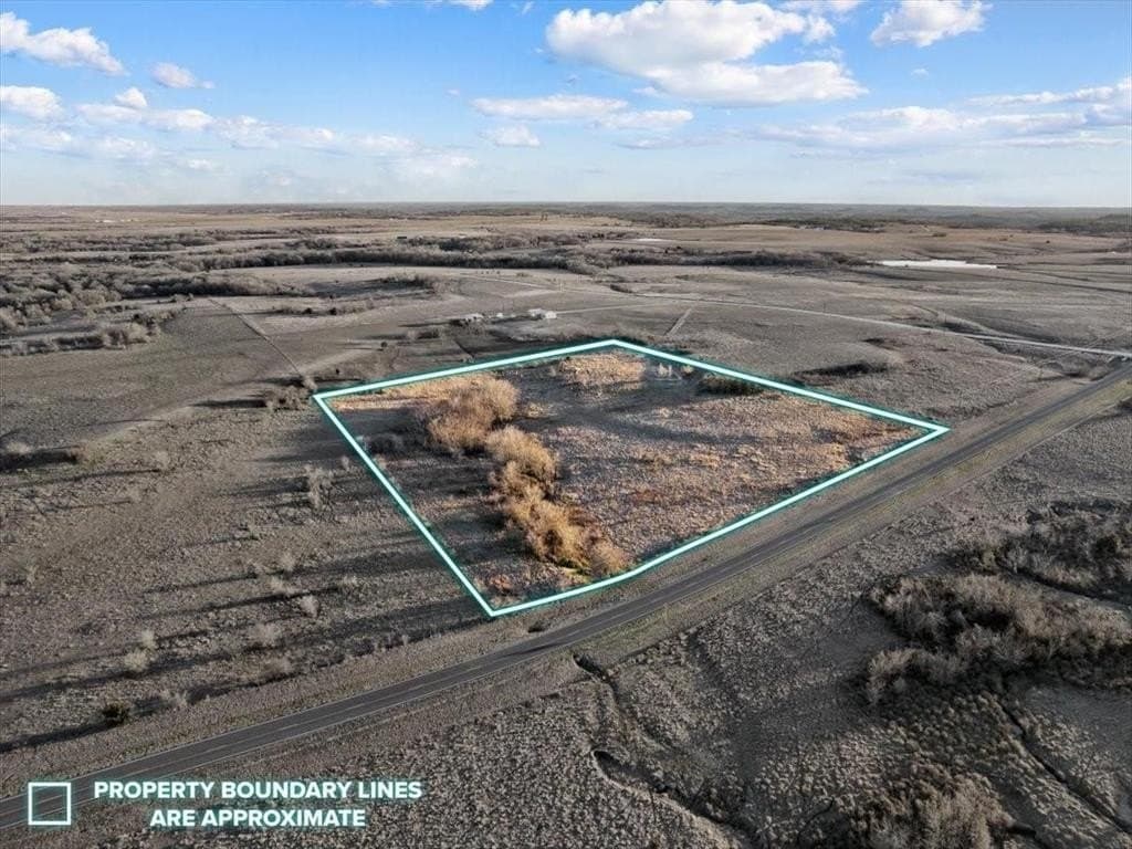 10.01 acres in Montague County