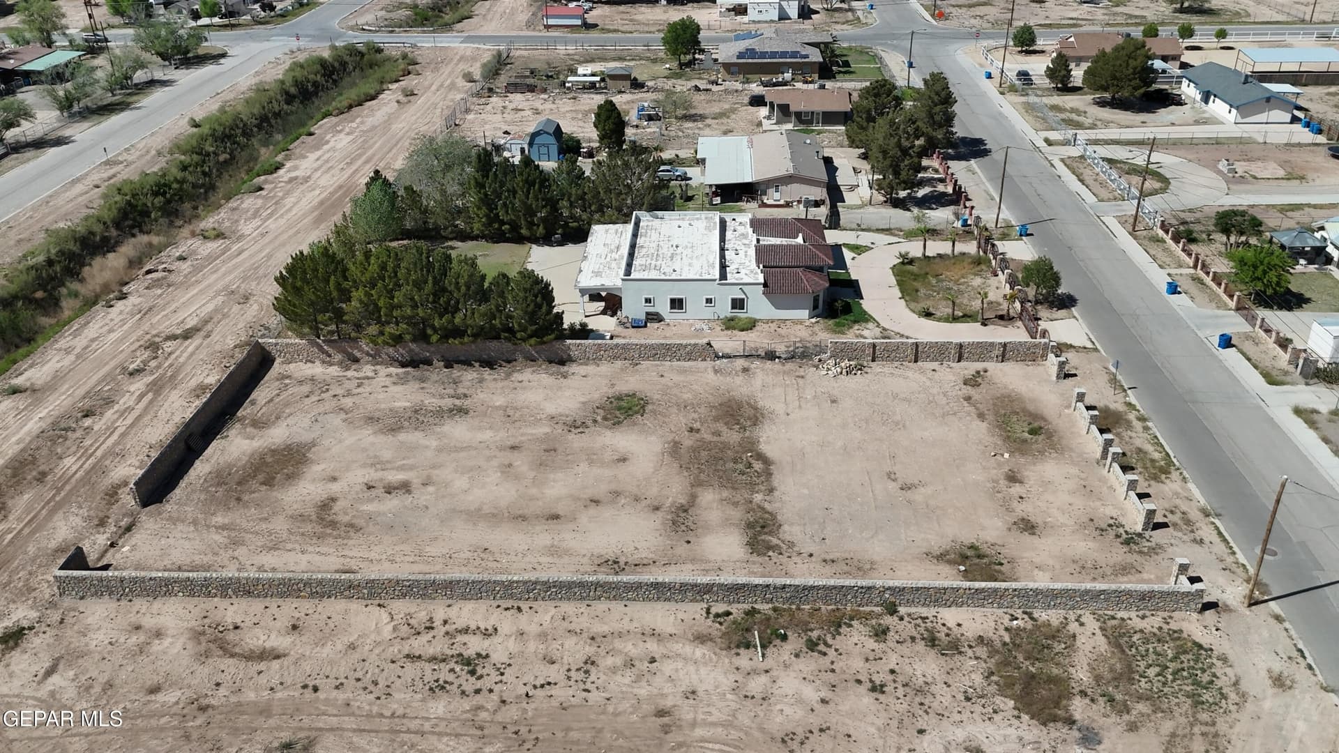 0.5 acres in El Paso County gallery image 4