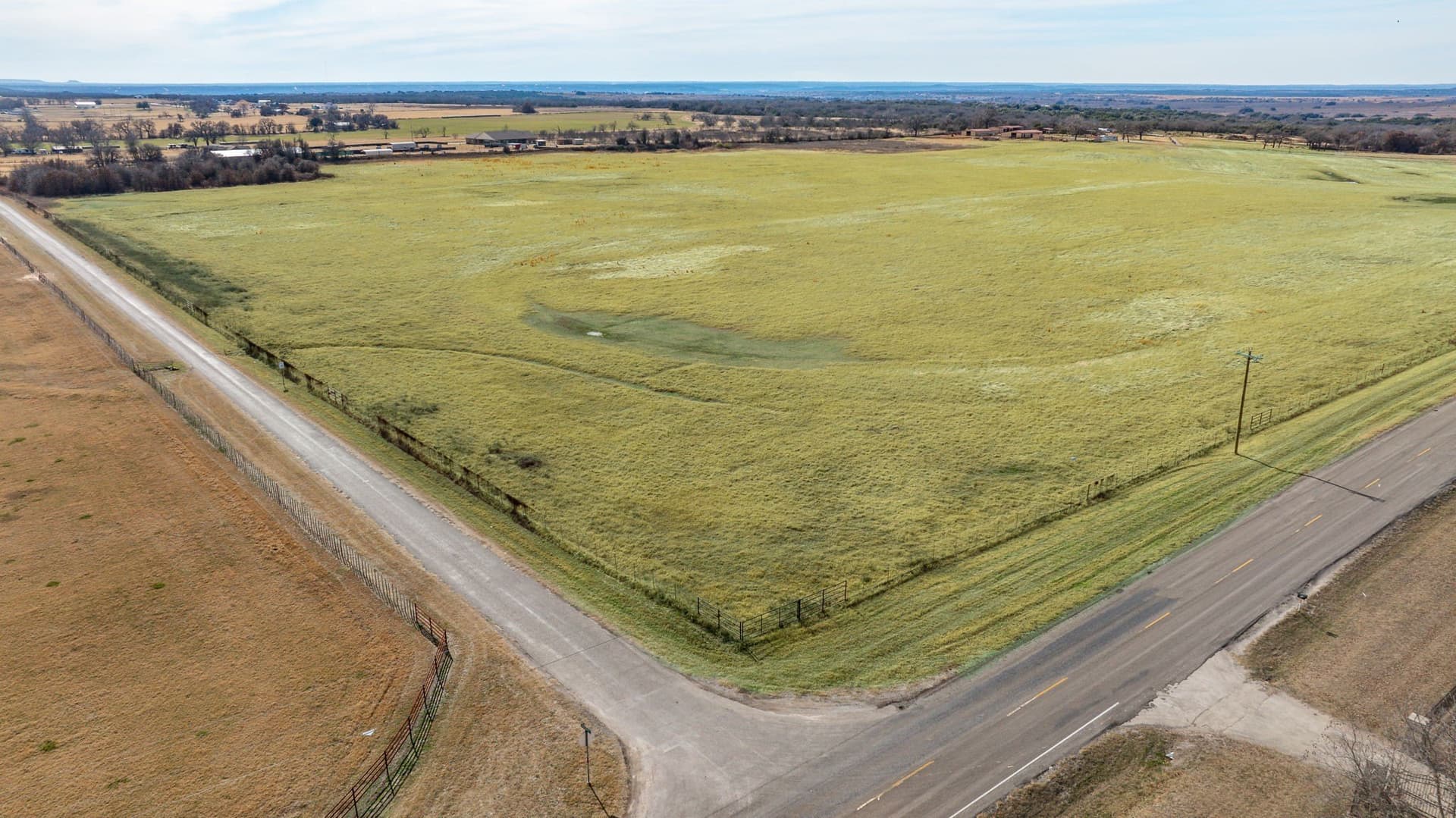 2.04 acres in Hood County
