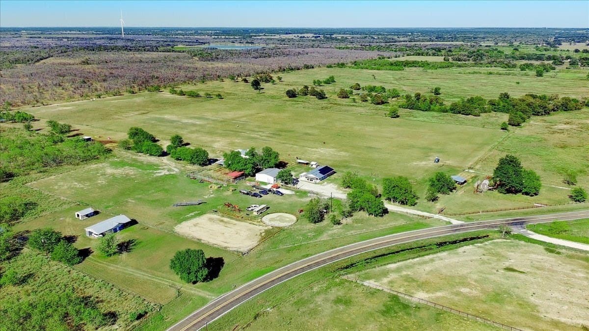27.67 acres in Navarro County - photo 6