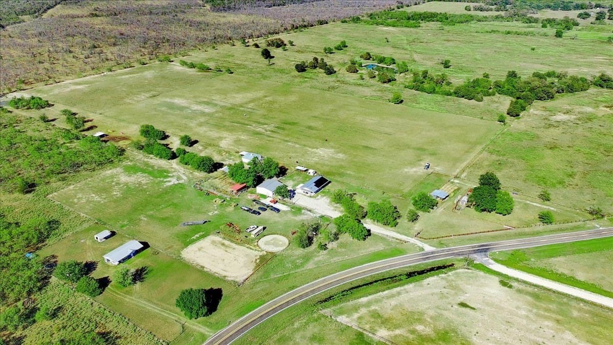 27.67 acres in Navarro County - photo 5