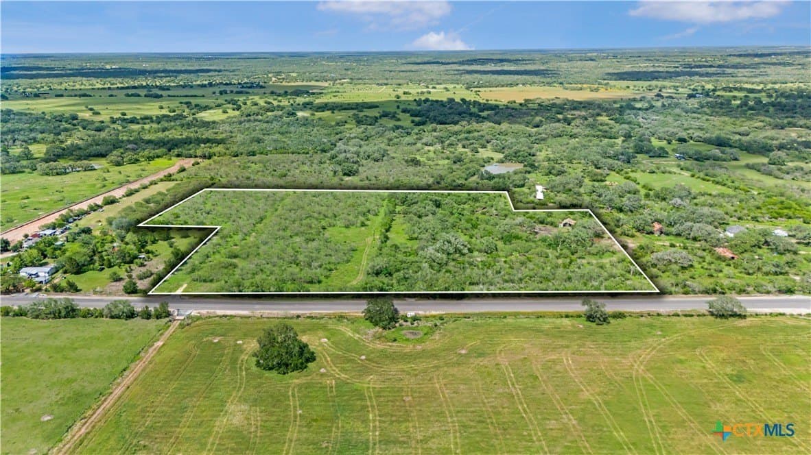 23.88 acres in Victoria County - photo 14