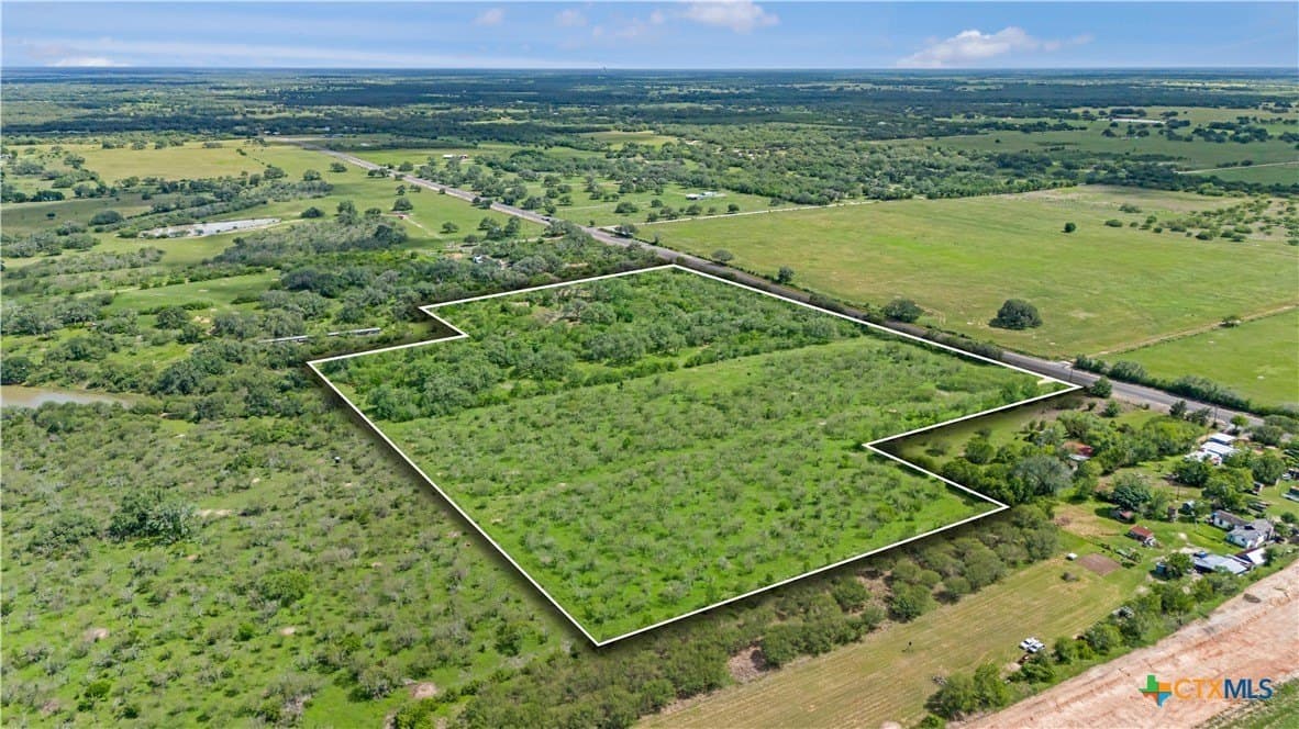 23.88 acres in Victoria County - photo 19
