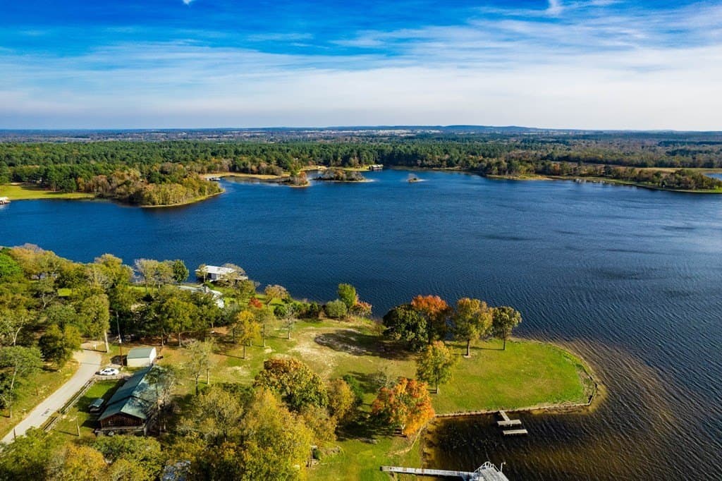 1.28 acres in Henderson County gallery image 3