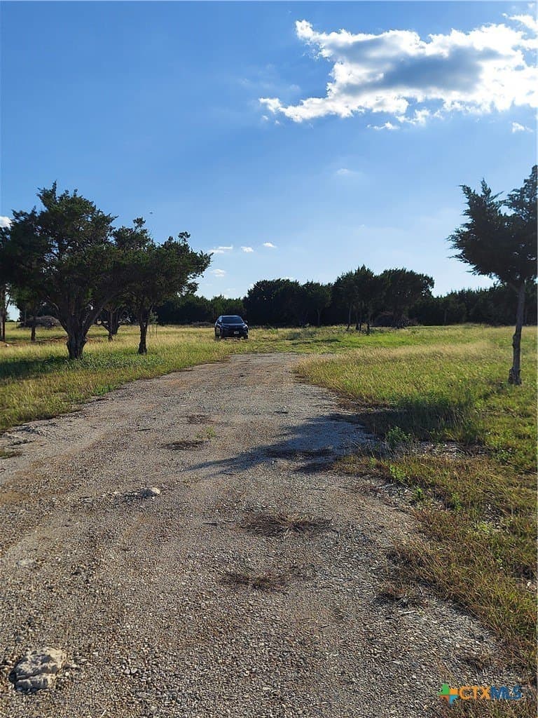 2.4 acres in Williamson County - photo 2