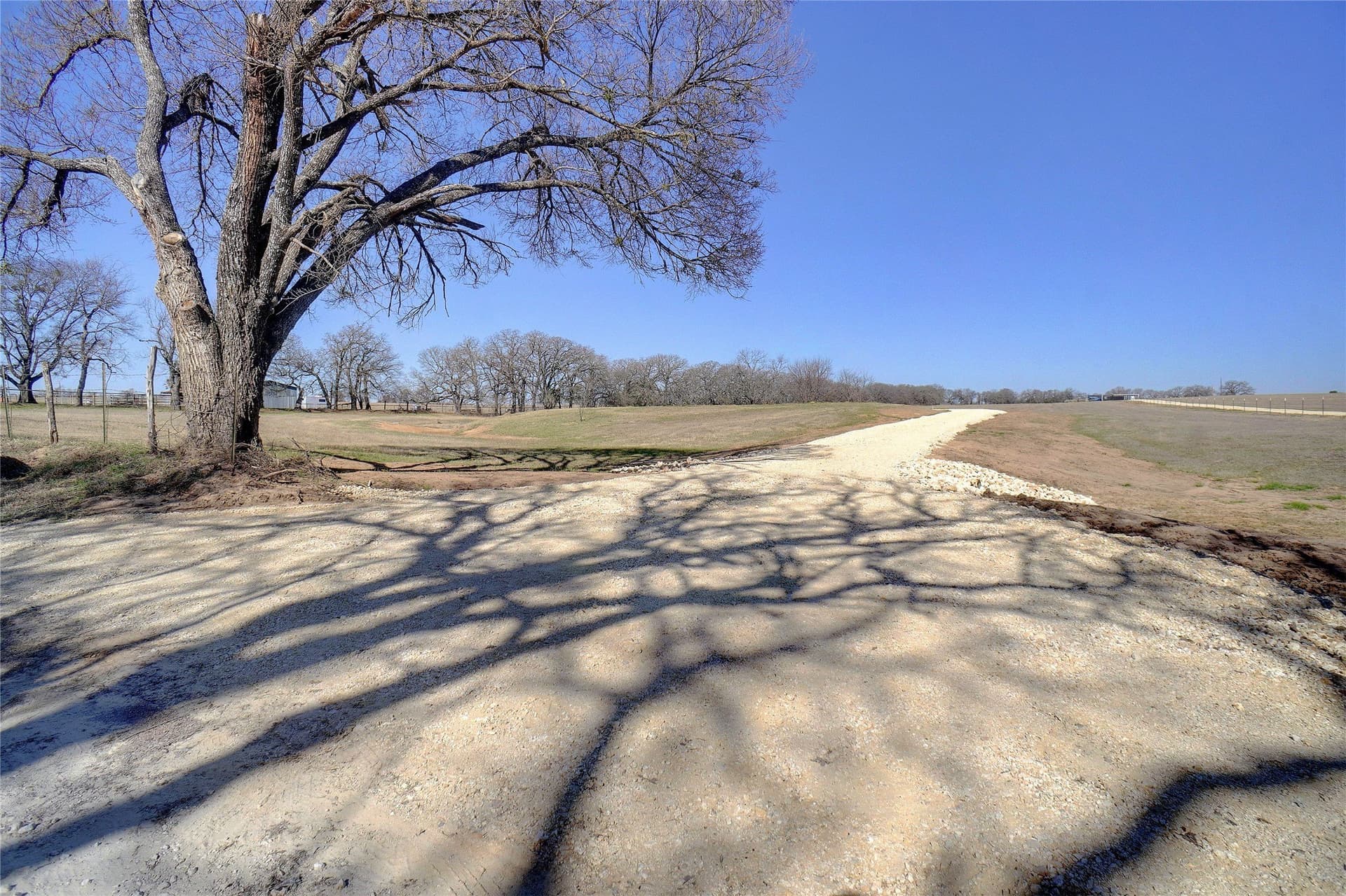 14.7 acres in Hill County gallery image 4