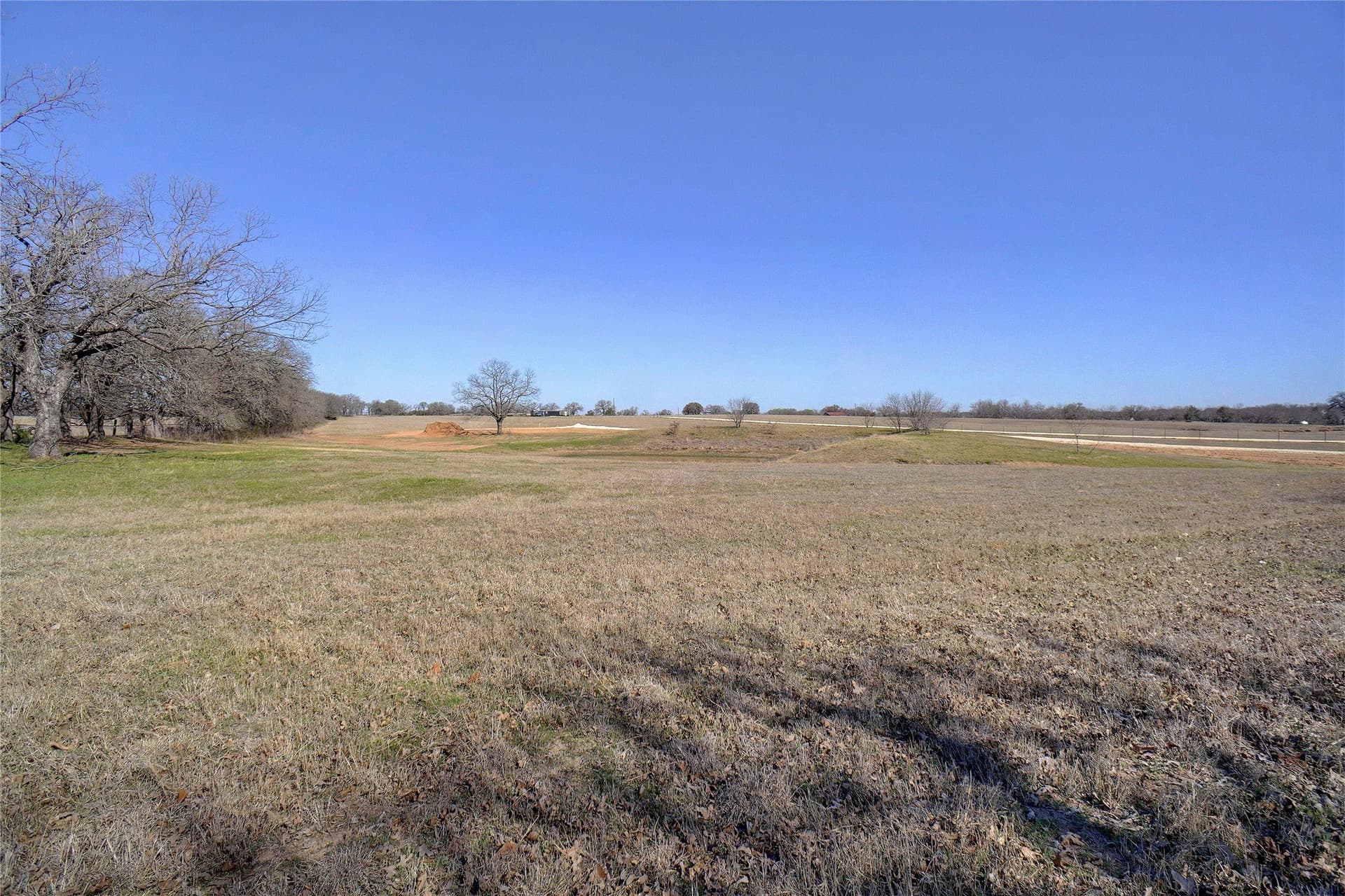 14.7 acres in Hill County - photo 7