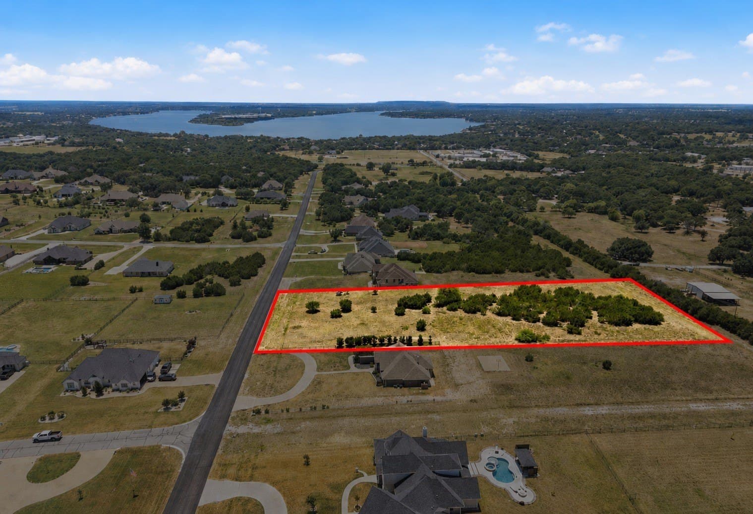 1.74 acres in Hood County