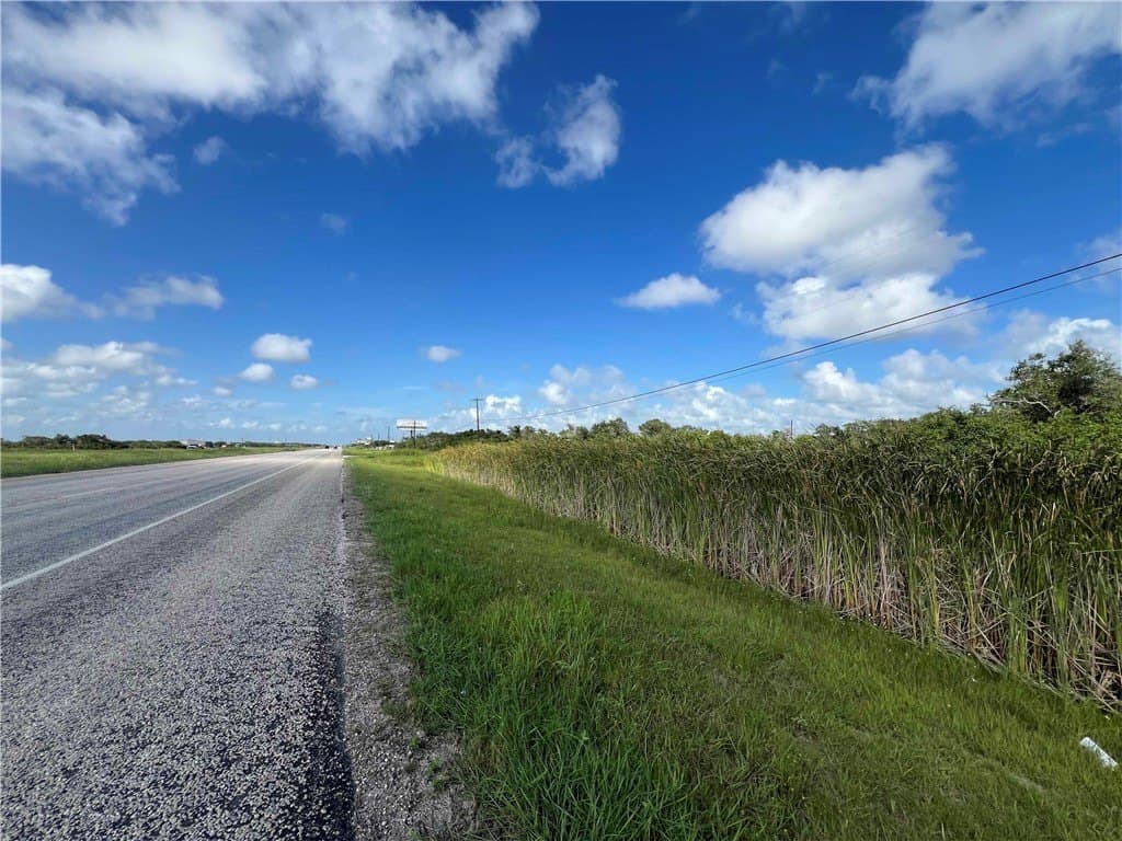 5 acres in Aransas County - photo 10
