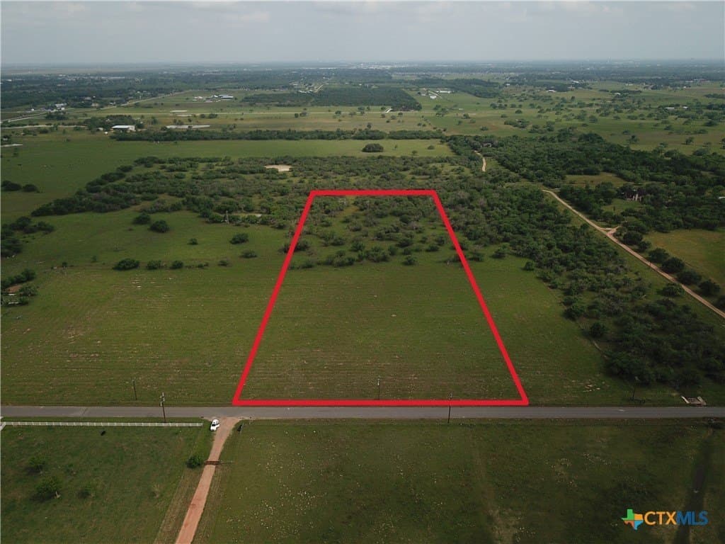 10 acres in Victoria County gallery image 3