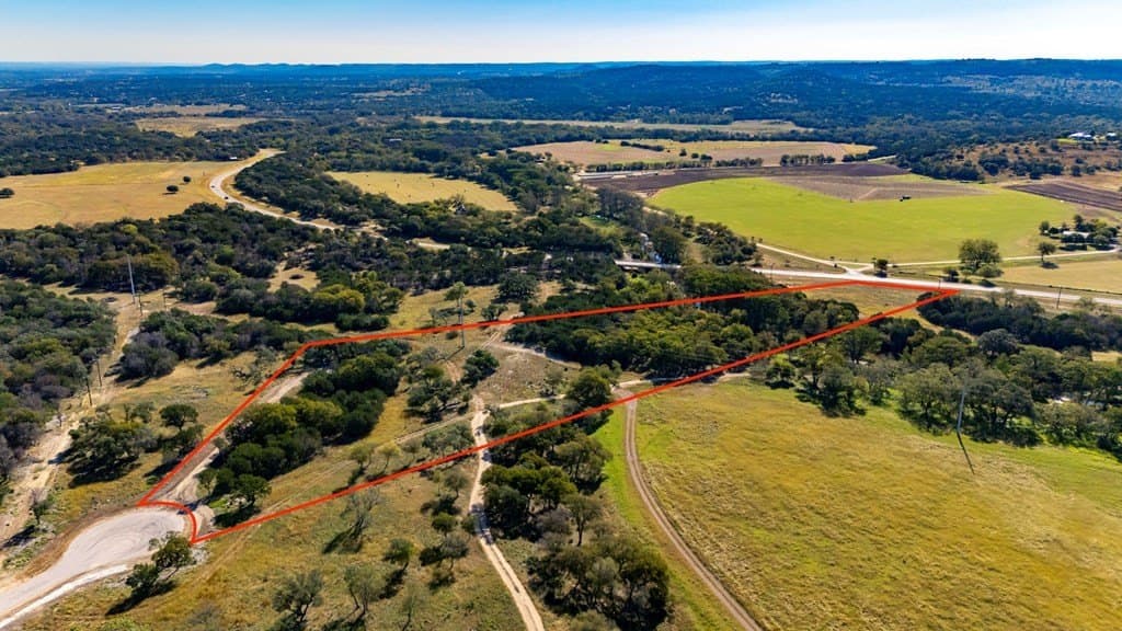 7.01 acres in Kerr County featured view
