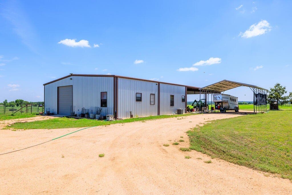 48.09 acres in Gillespie County - photo 21