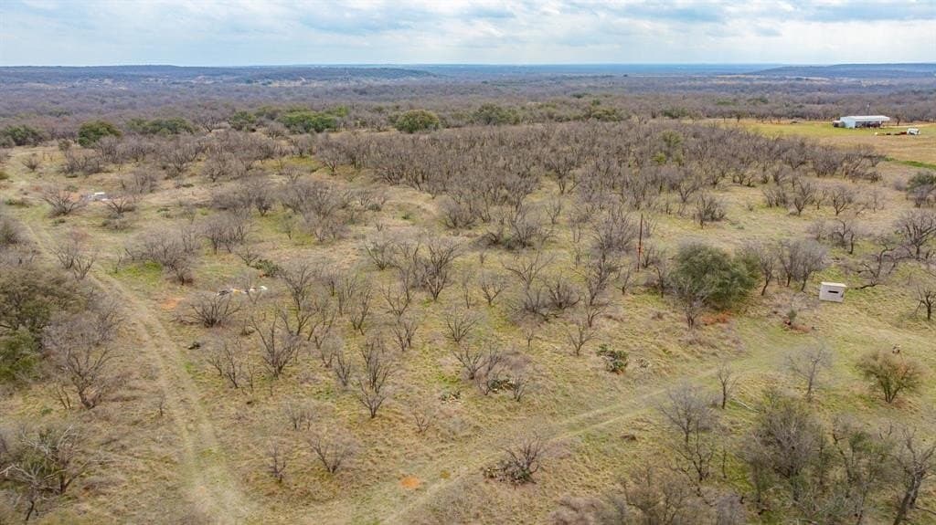 35.95 acres in Stephens County featured view