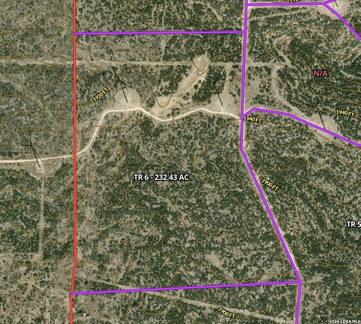 232.43 acres in Val Verde County - photo 2