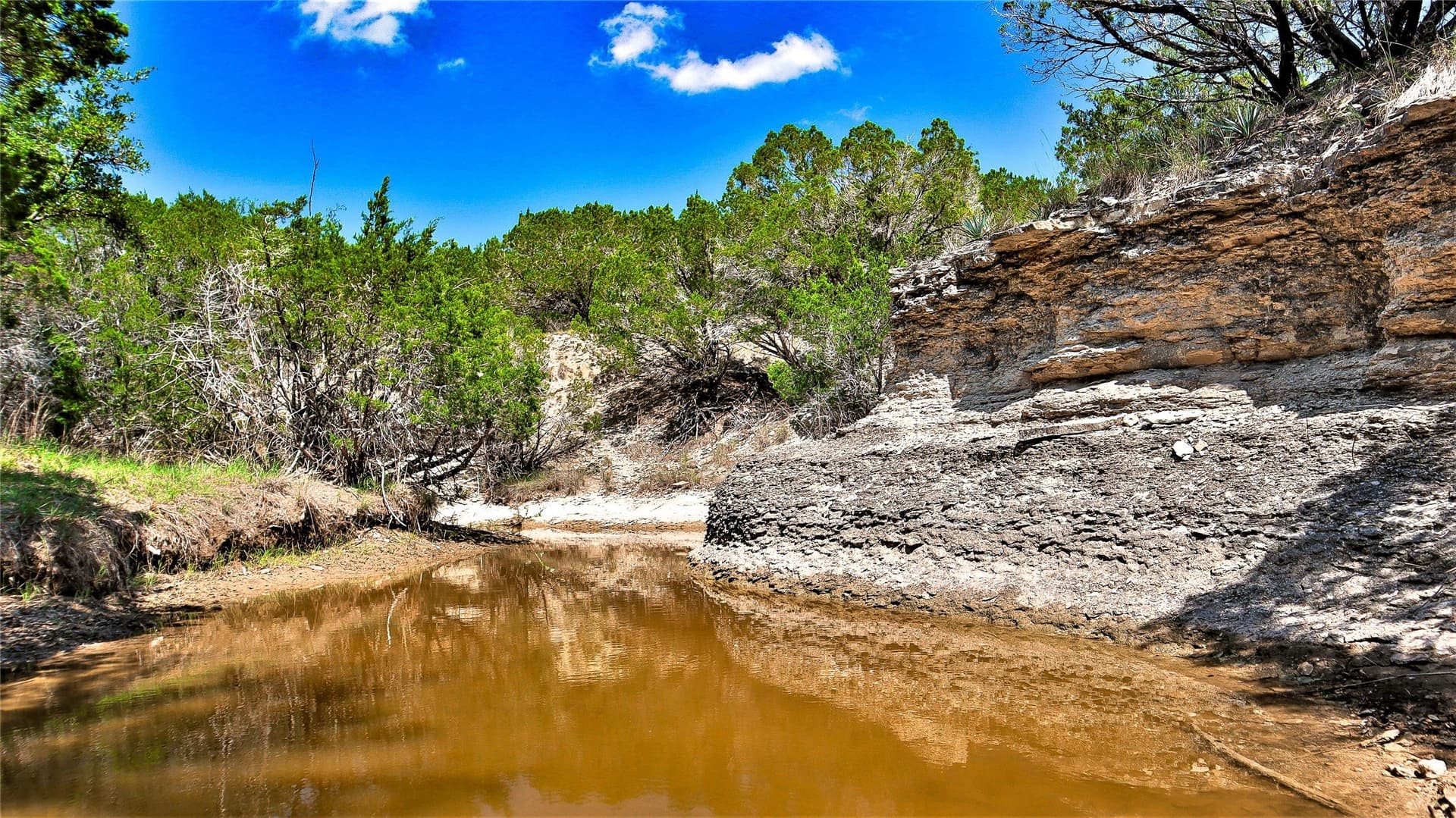 721.23 acres in Hood County