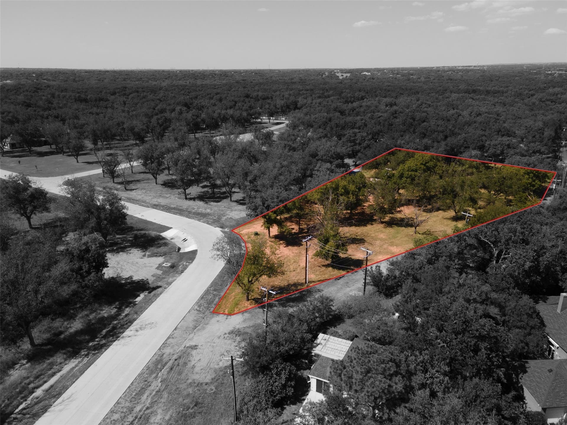1.61 acres in Hood County gallery image 2