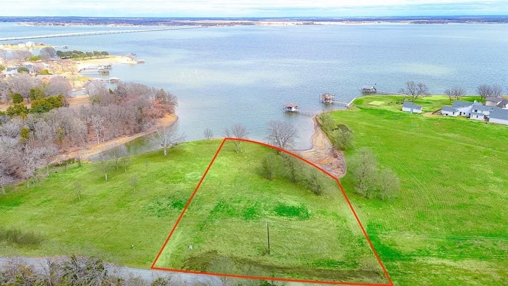 1.03 acres in Navarro County