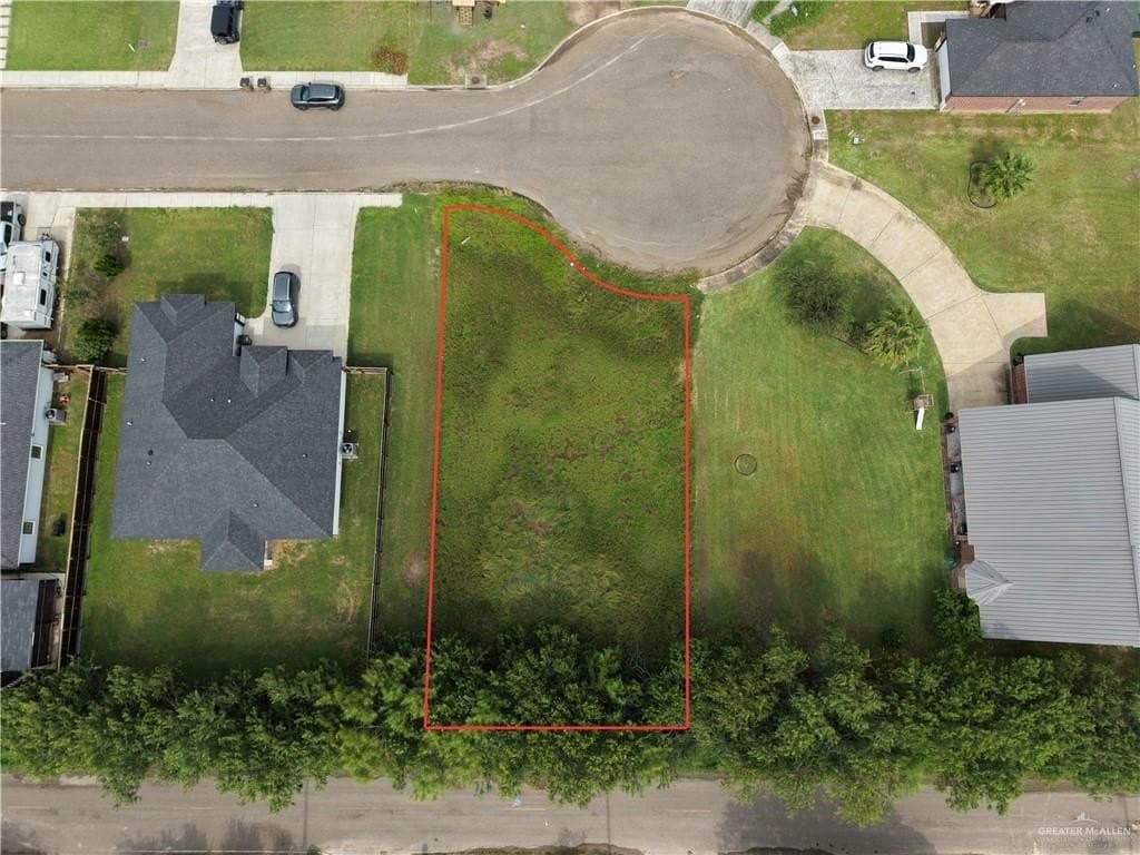 0.2 acres in Hidalgo County - photo 6