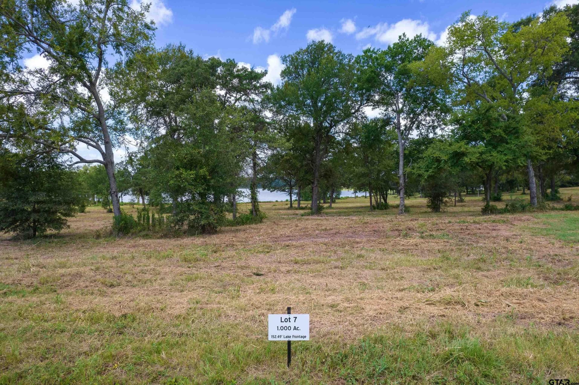 1 acres in Titus County gallery image 3