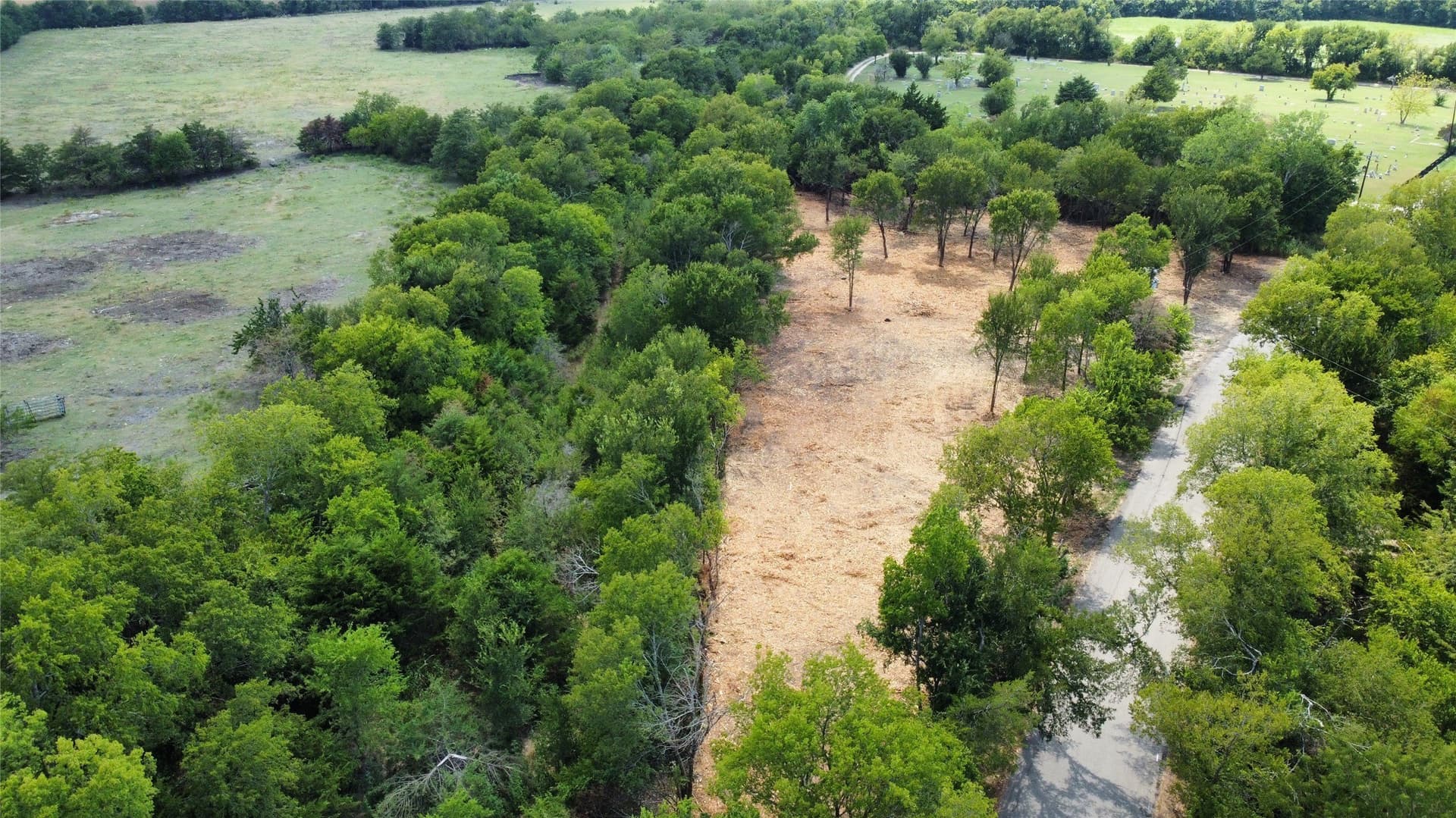 1.68 acres in Hunt County - photo 4