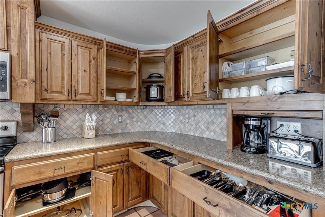 24.4 acres in Comal County - photo 14
