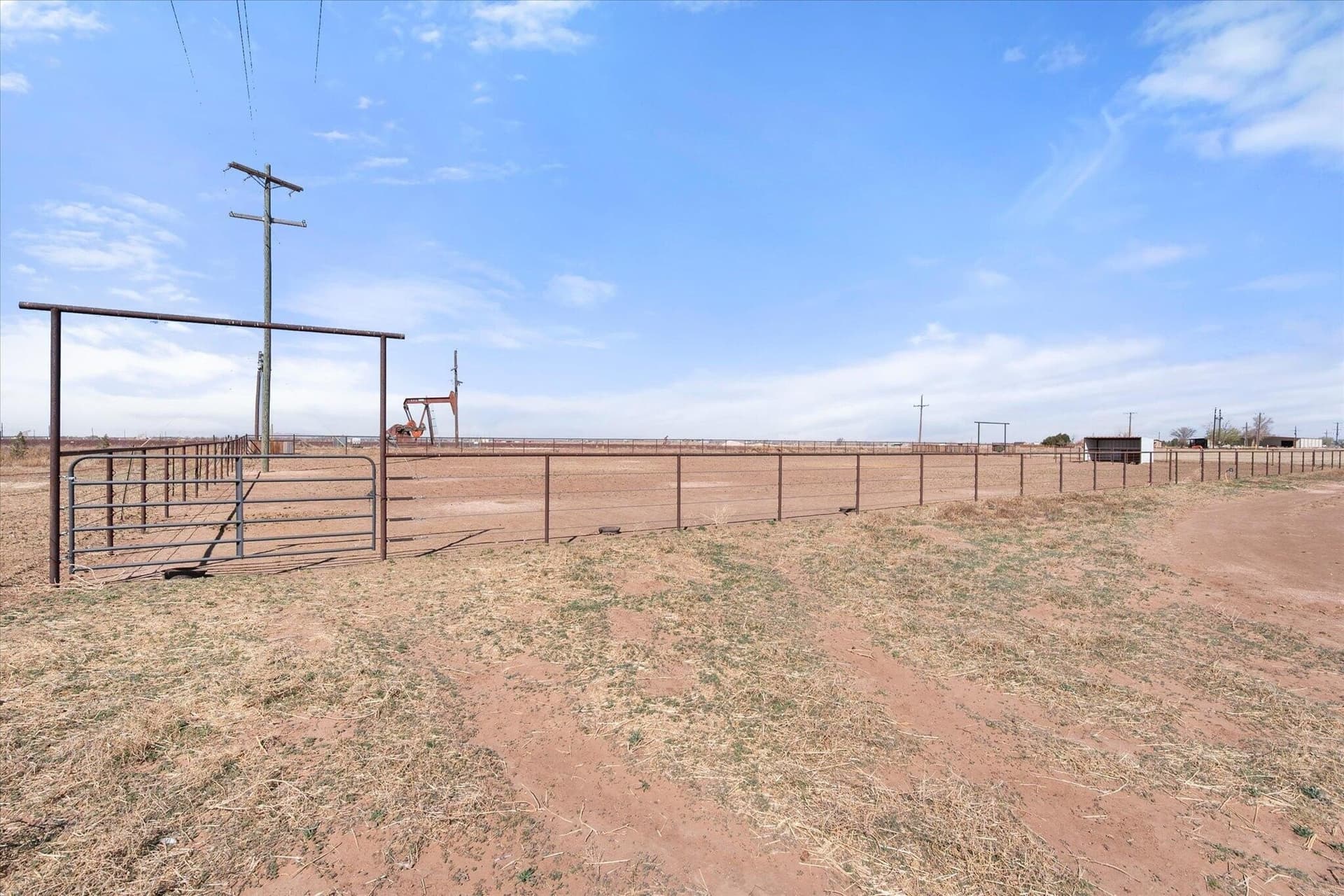 13.38 acres in Hockley County - photo 43