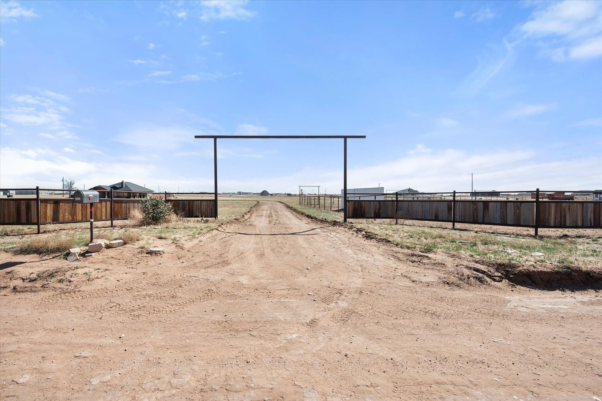 13.38 acres in Hockley County - photo 3