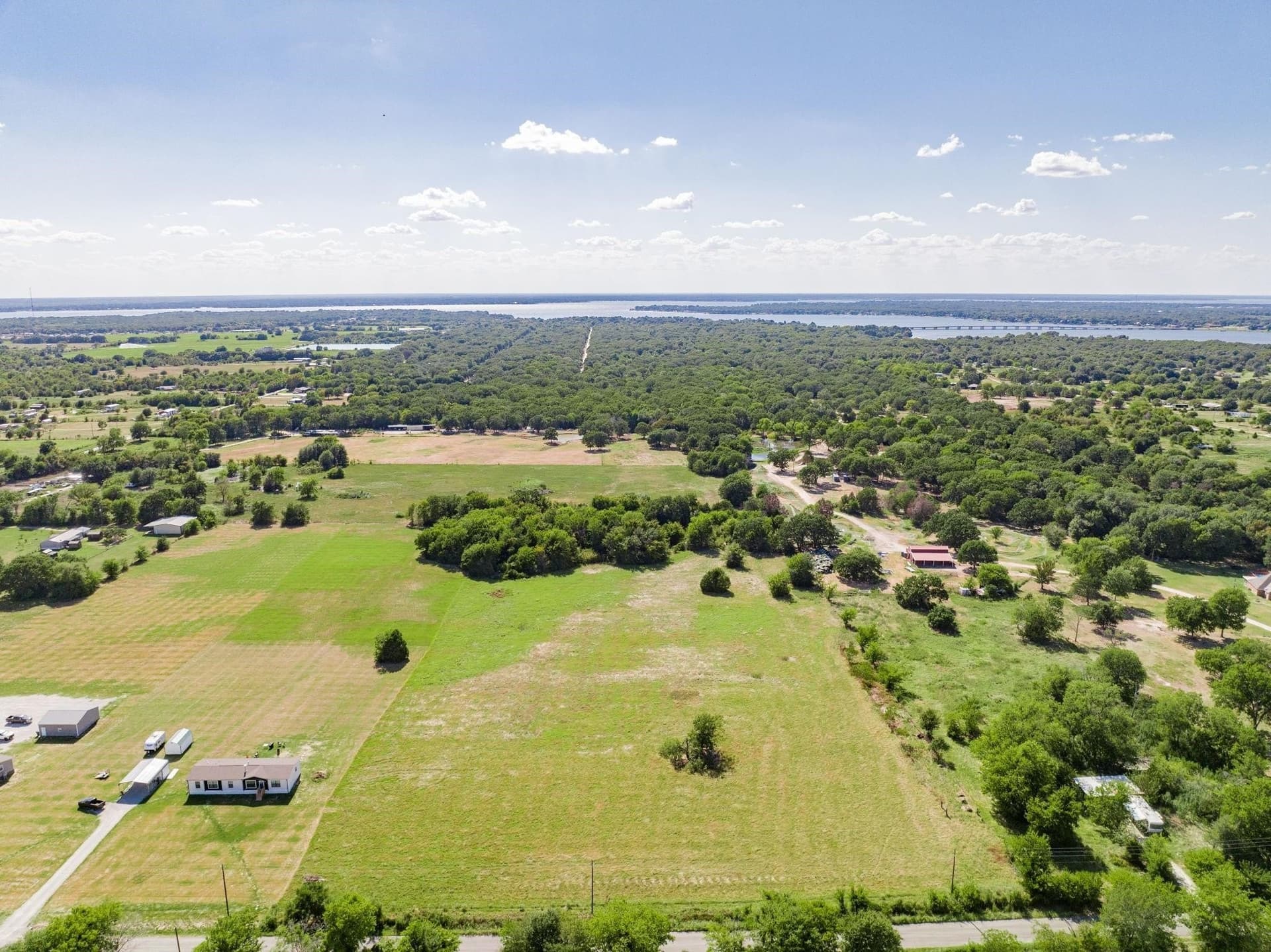 4.32 acres in Henderson County gallery image 3