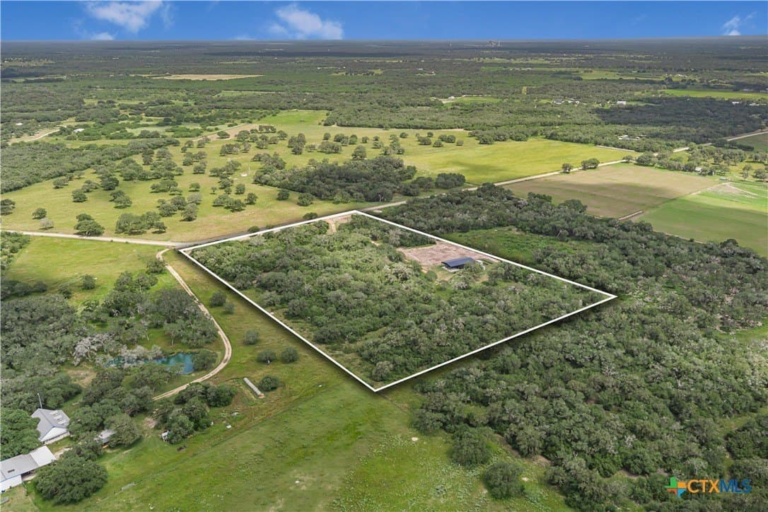 10.7 acres in Goliad County - photo 18