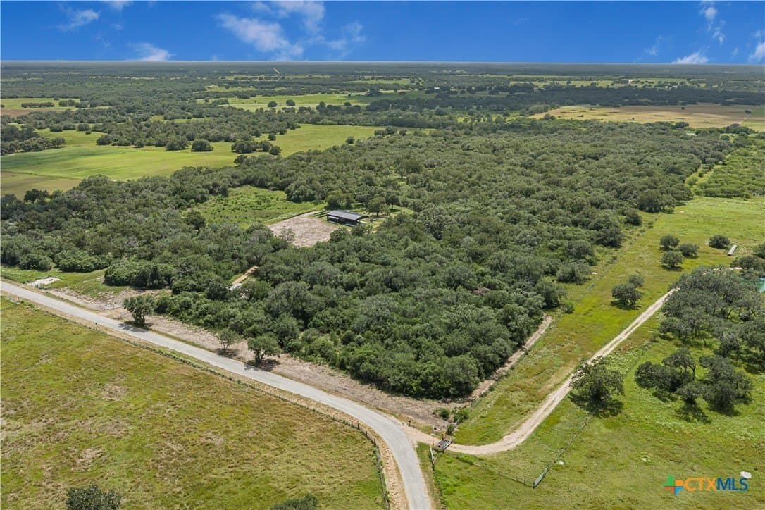 10.7 acres in Goliad County - photo 6