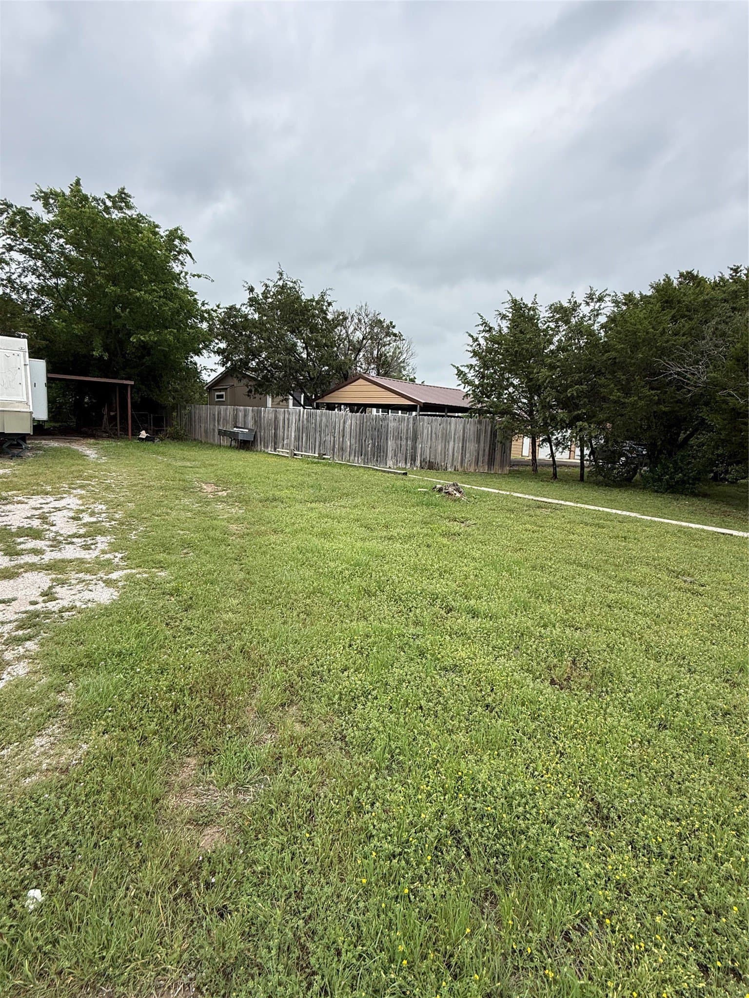 0.55 acres in Hood County gallery image 2