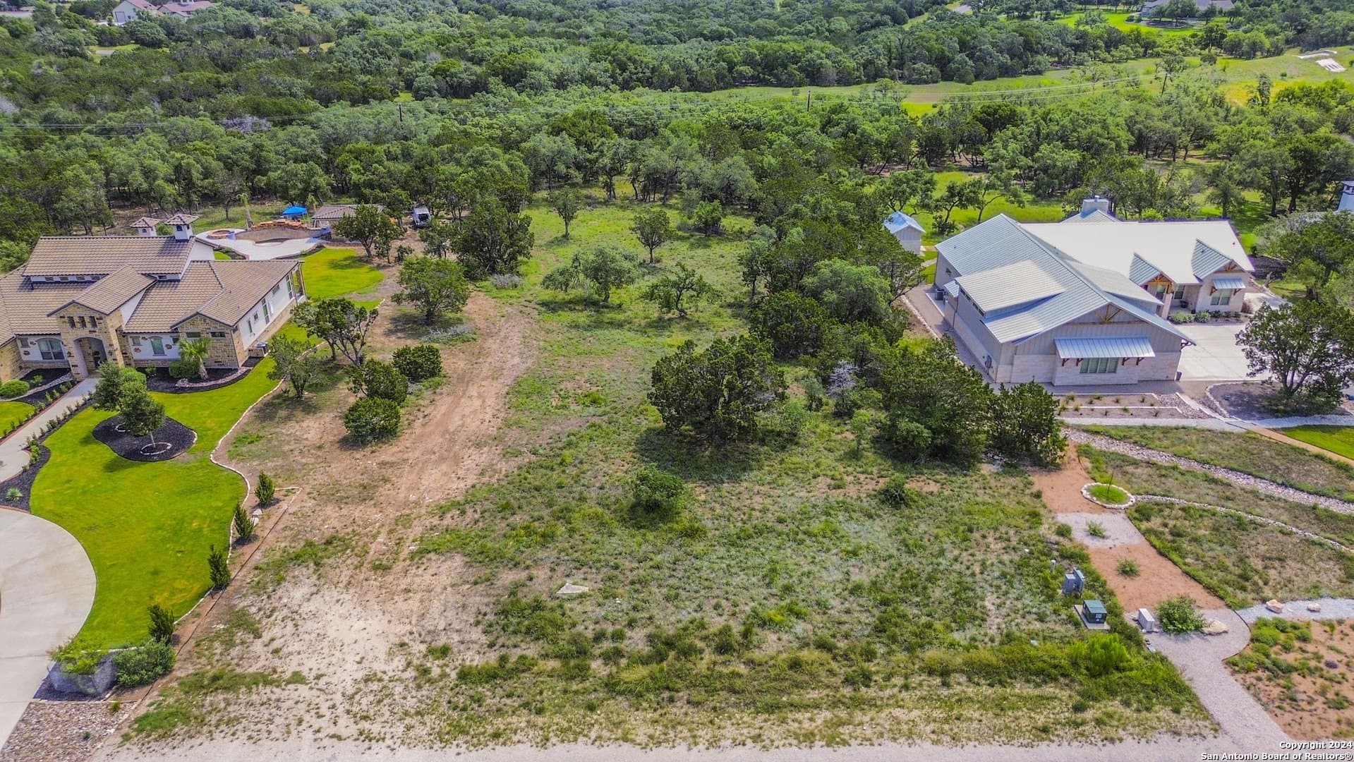 1.81 acres in Comal County gallery image 2