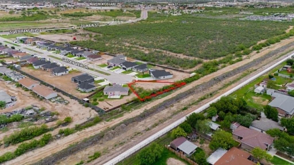 0.19 acres in Maverick County - photo 12